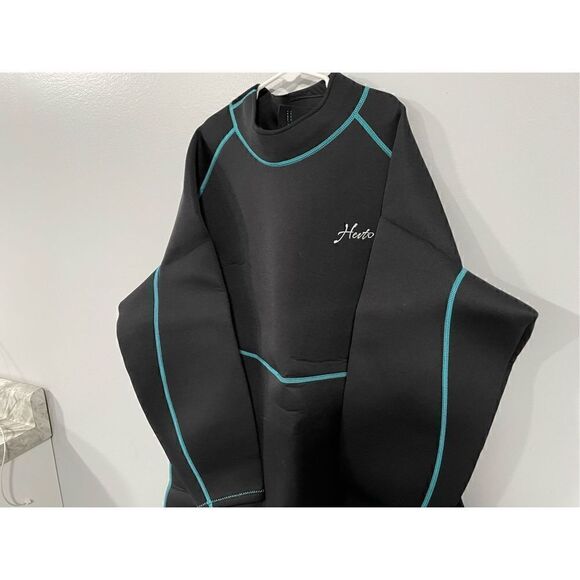 NWT Hevto Youth Neoprene Wetsuit Dive Snorkeling Swimwear Size 26 - Picture 3 of 7